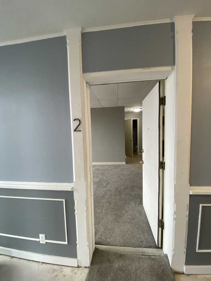 1018 1/2 7th Ave #2 - Photo 5 of 24