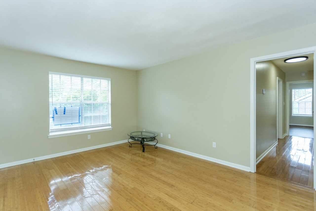 2200 Montreat Circle #1 - Photo 7 of 28