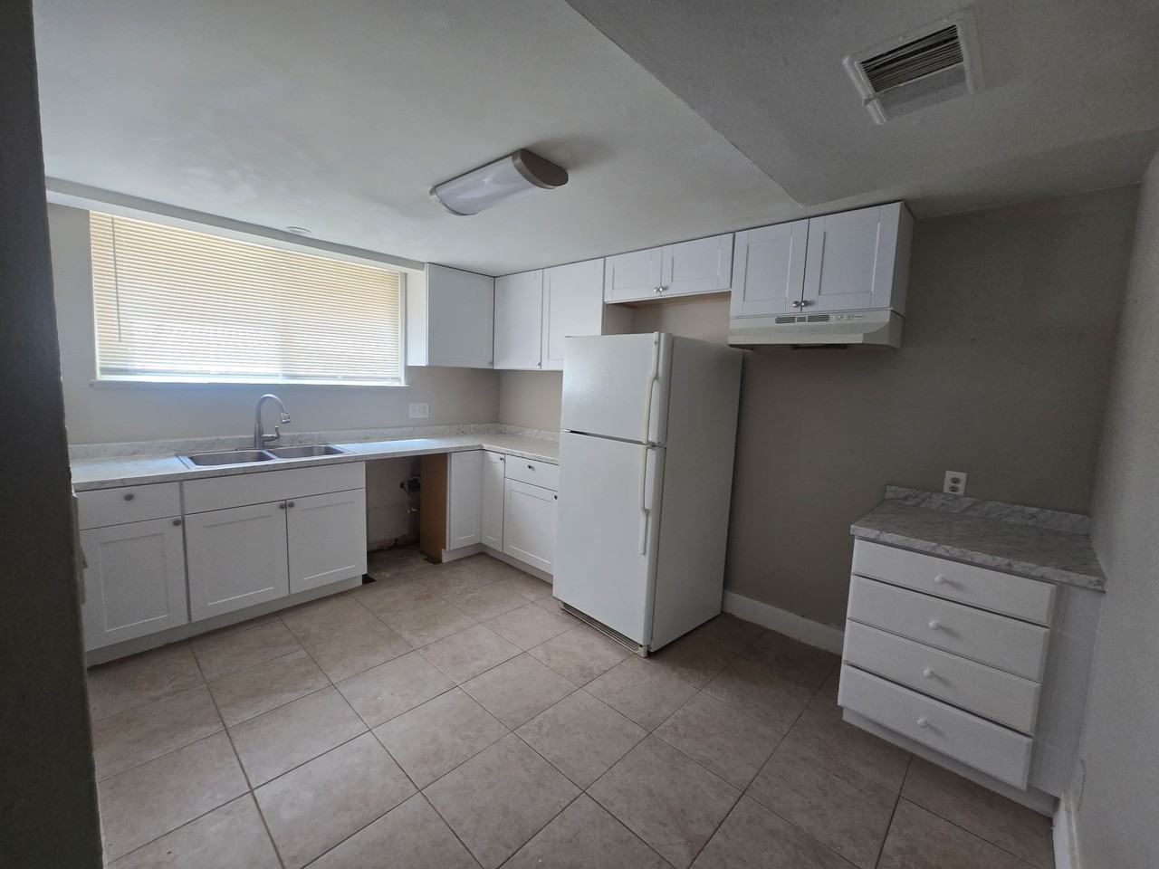 1643 Beeler Street #1643 - Photo 7 of 13