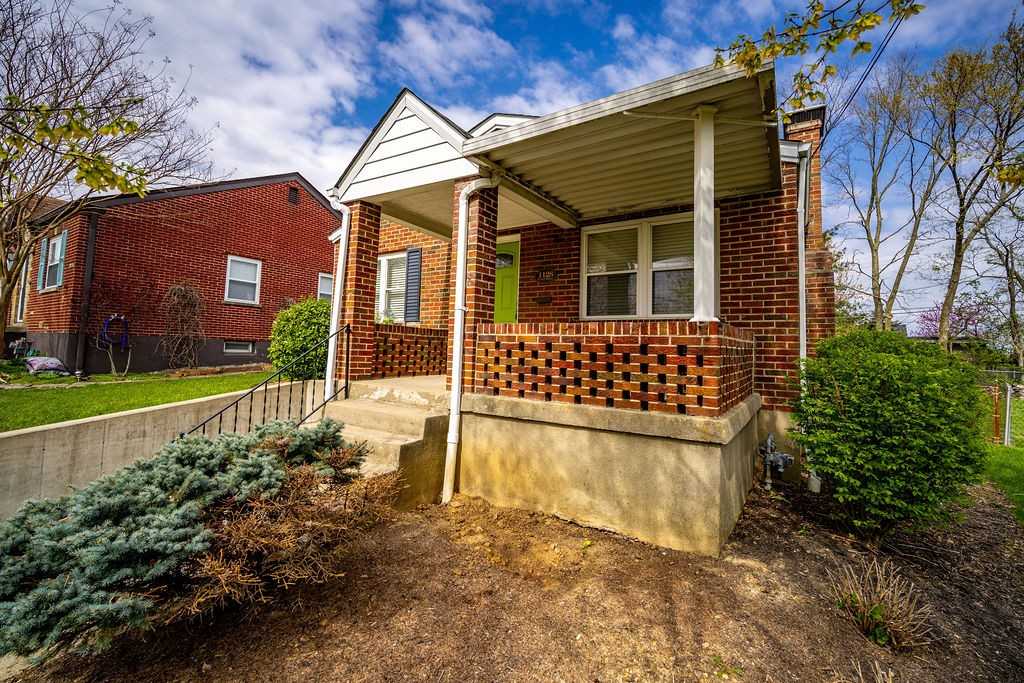 1128 Exter Dr #1 - Photo 4 of 37