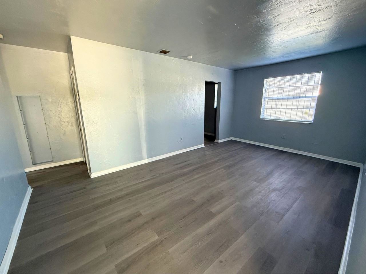 12720 Northwest 18th Court - Photo 7 of 31