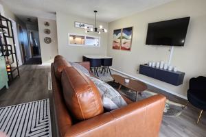 featured image of 62 12th St #3