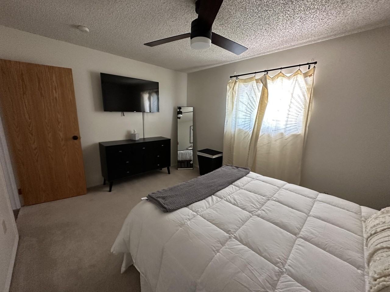 62 12th St #3 - Photo 7 of 17