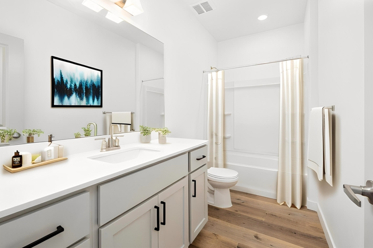 2303 E 830 S #18 - Photo 5 of 14