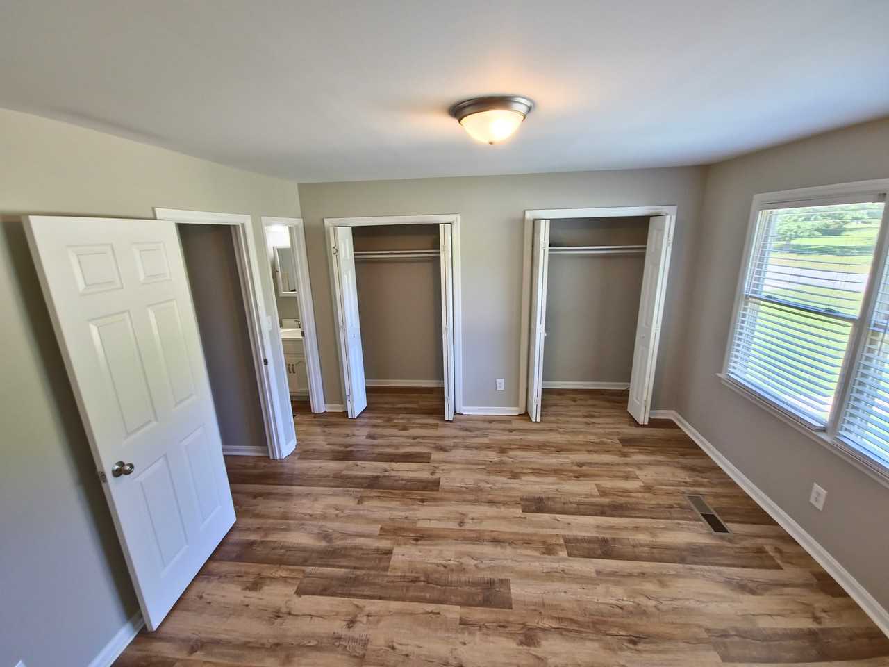 1001 Morningside Dr #B - Photo 6 of 9