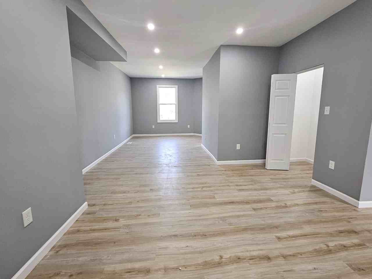 539 Marie Ave #1 - Photo 4 of 43