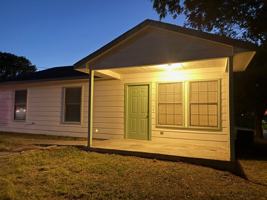 featured image of 902 Saint Mary's Street #1