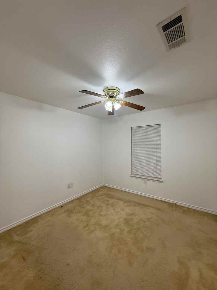 902 Saint Mary's Street #1 - Photo 6 of 13