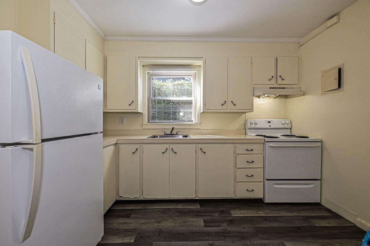 260 Church Street NortheastUnit 6 #6 - Photo 2 of 11