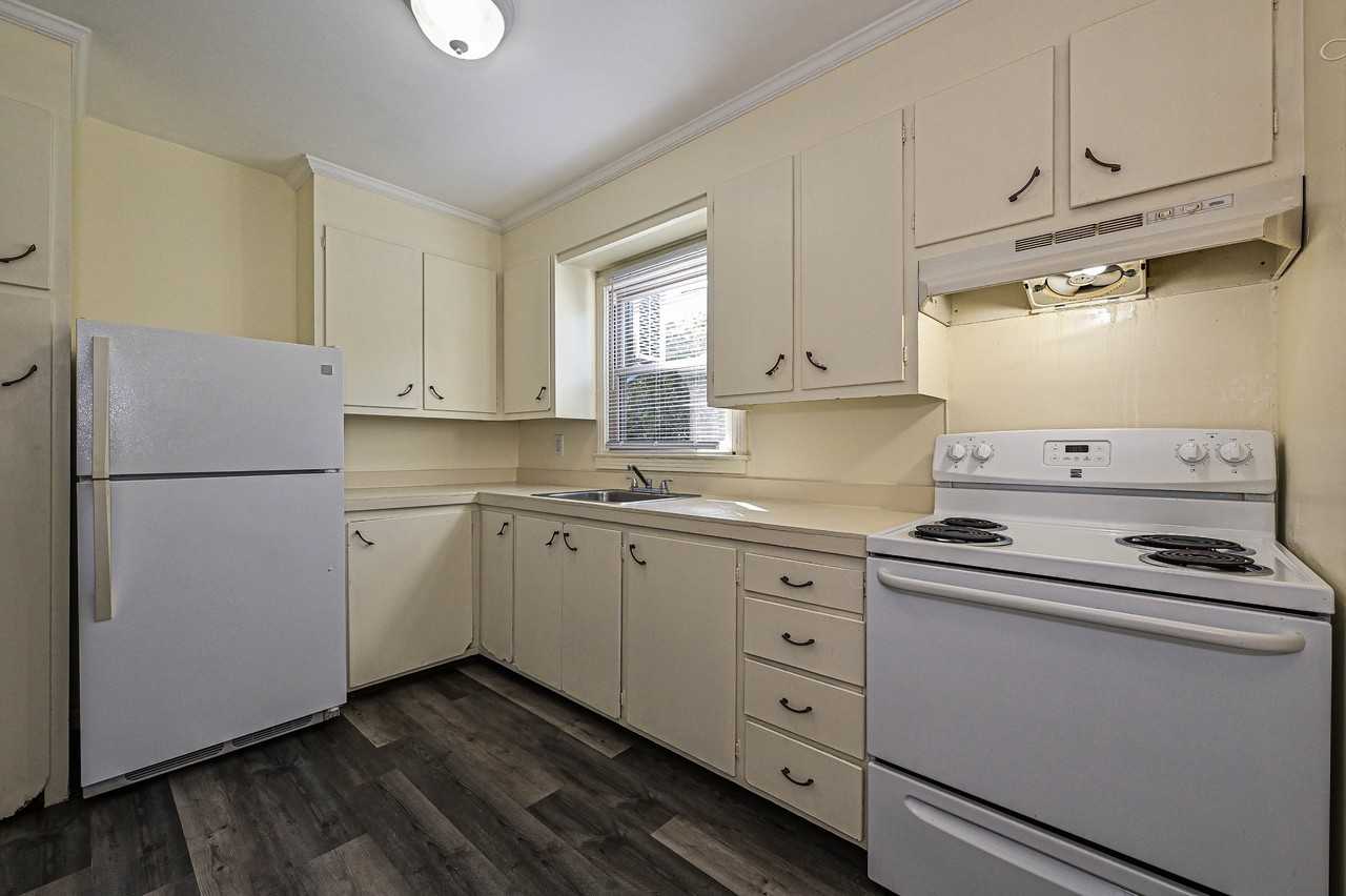 260 Church Street NortheastUnit 6 #6 - Photo 3 of 11