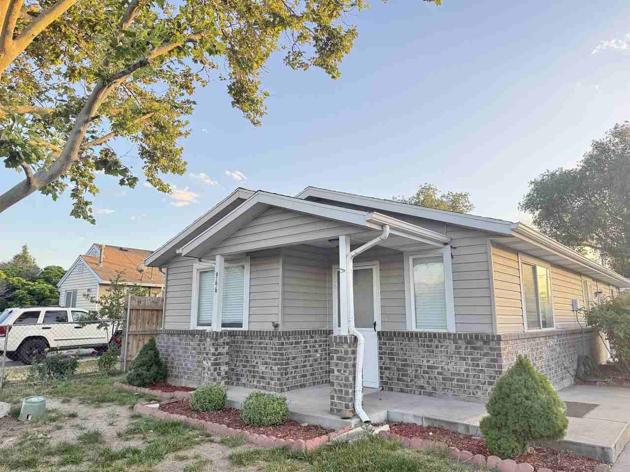 966 South Glendale Street #1 - Photo 2 of 26