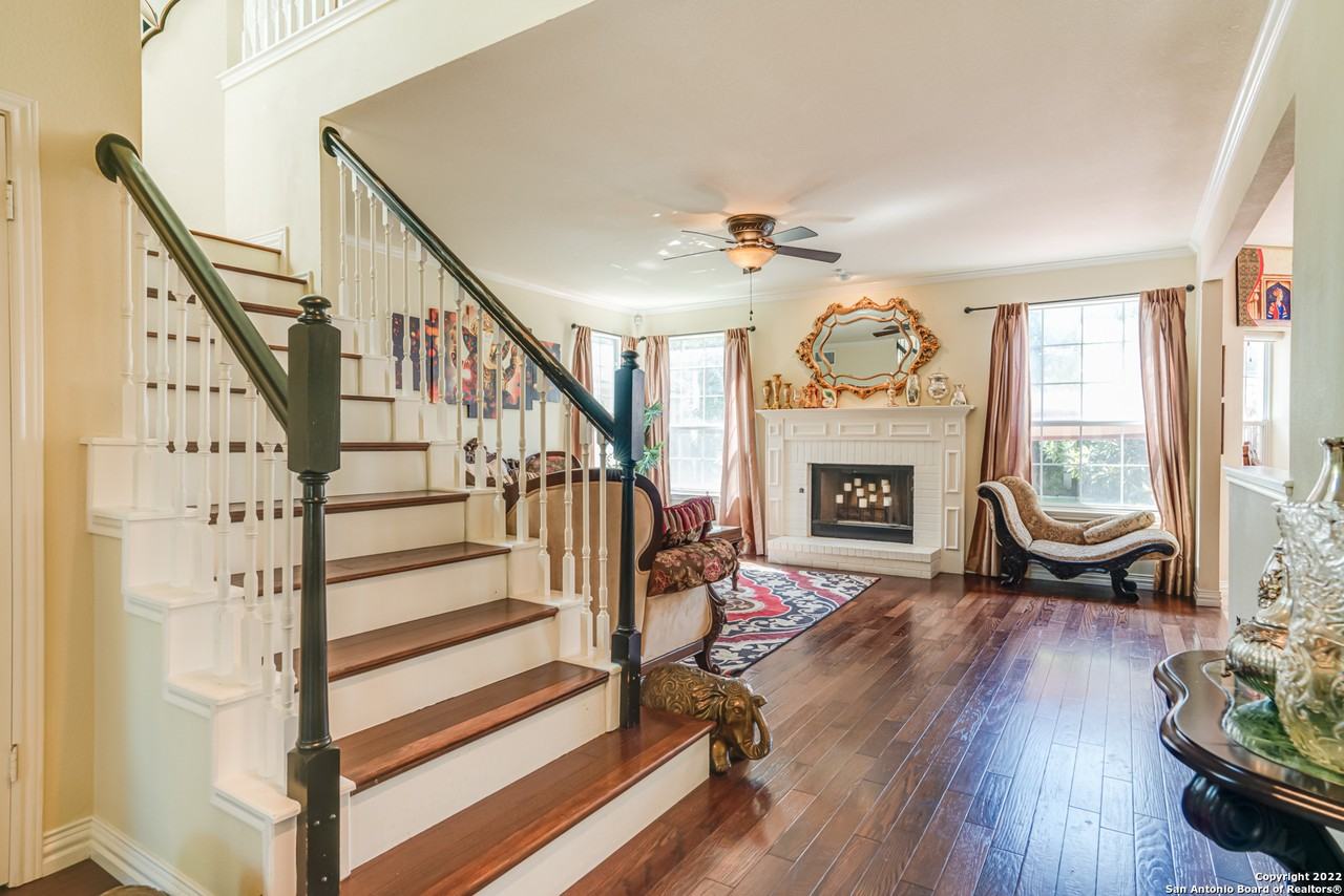 4514 Shavano Hollow #1 - Photo 3 of 10