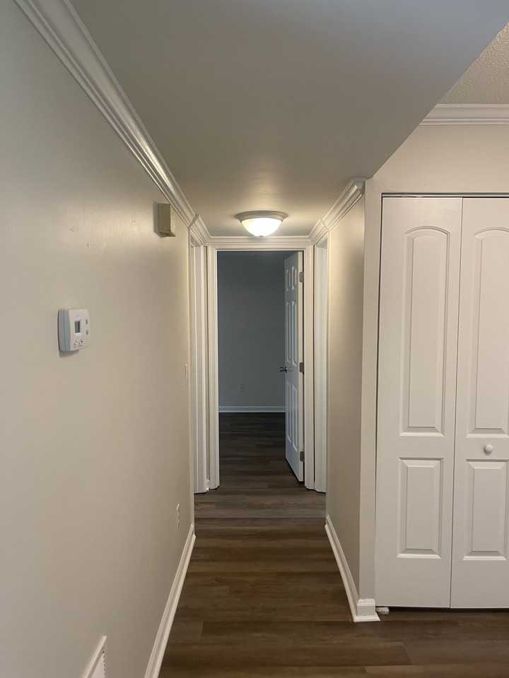 502 Mystic Drive #B - Photo 7 of 11