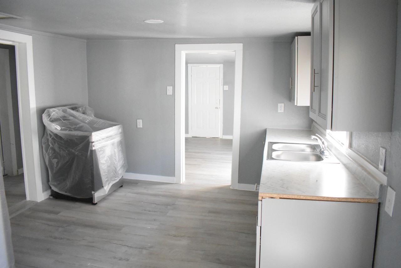 1703 Boney Street #1 - Photo 5 of 10