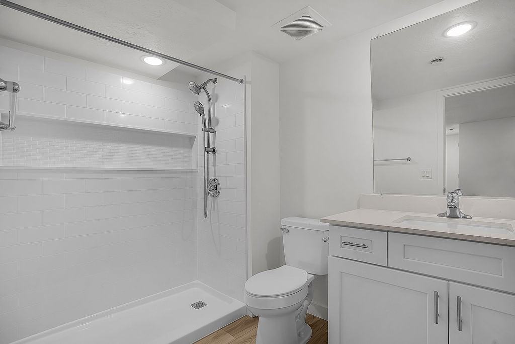 2005 S 920 E #225 - Photo 5 of 30