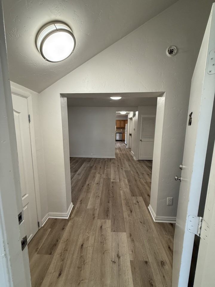 775 South 400 East - Photo 3 of 26