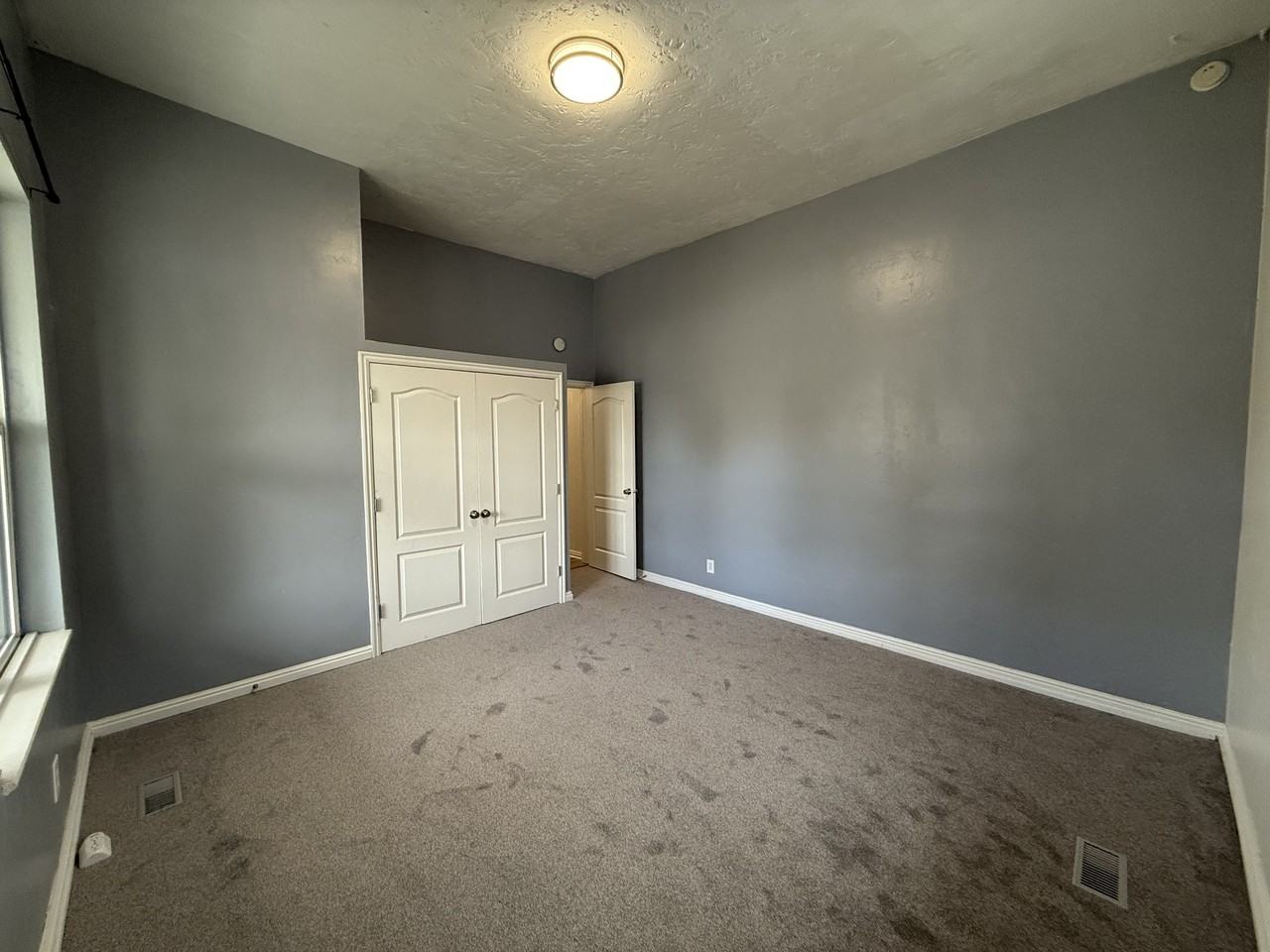 775 South 400 East - Photo 5 of 26