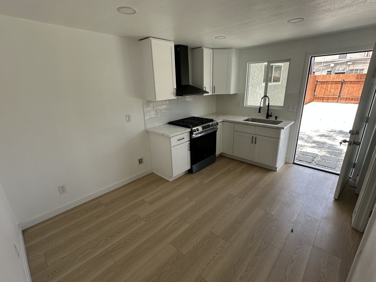 13052 13052 Cypress StreetUnit C #13052C - Photo 5 of 11