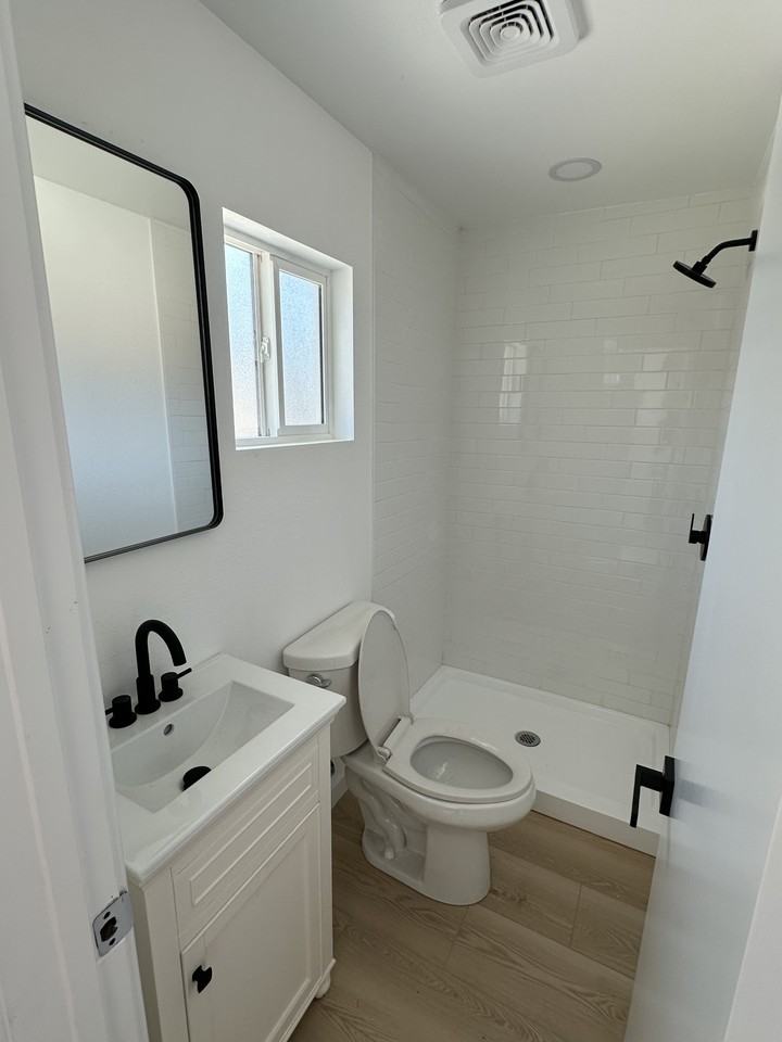 13052 13052 Cypress StreetUnit C #13052C - Photo 6 of 11