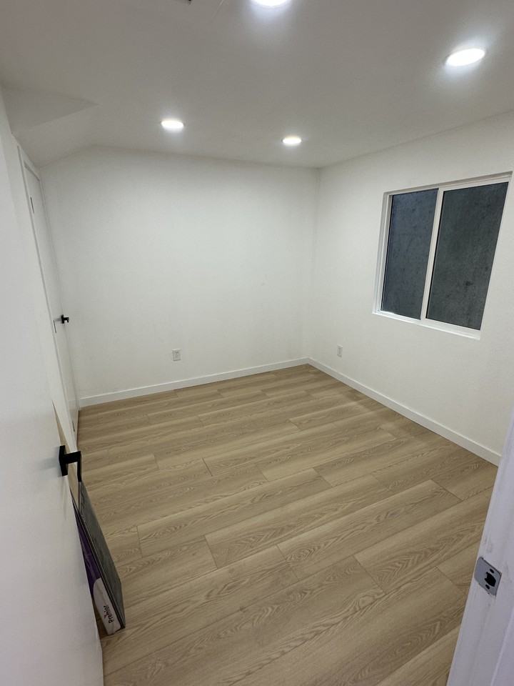 13052 13052 Cypress StreetUnit C #13052C - Photo 7 of 11