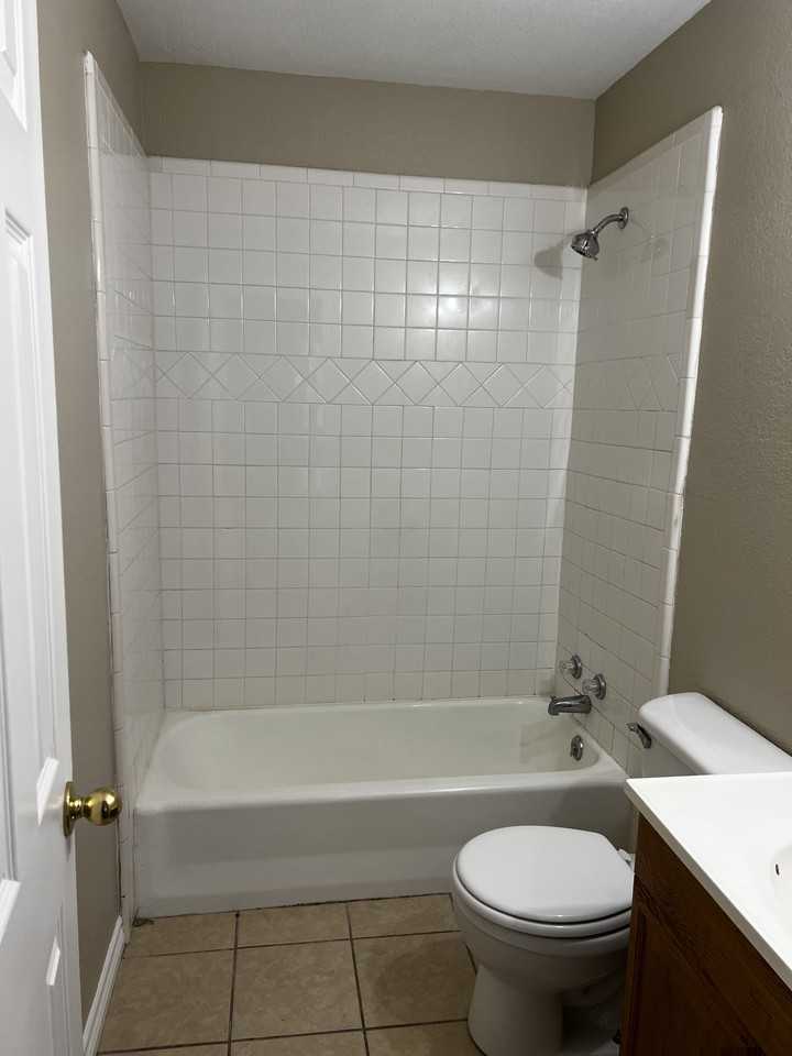 106 Parkland Street #1 - Photo 4 of 6