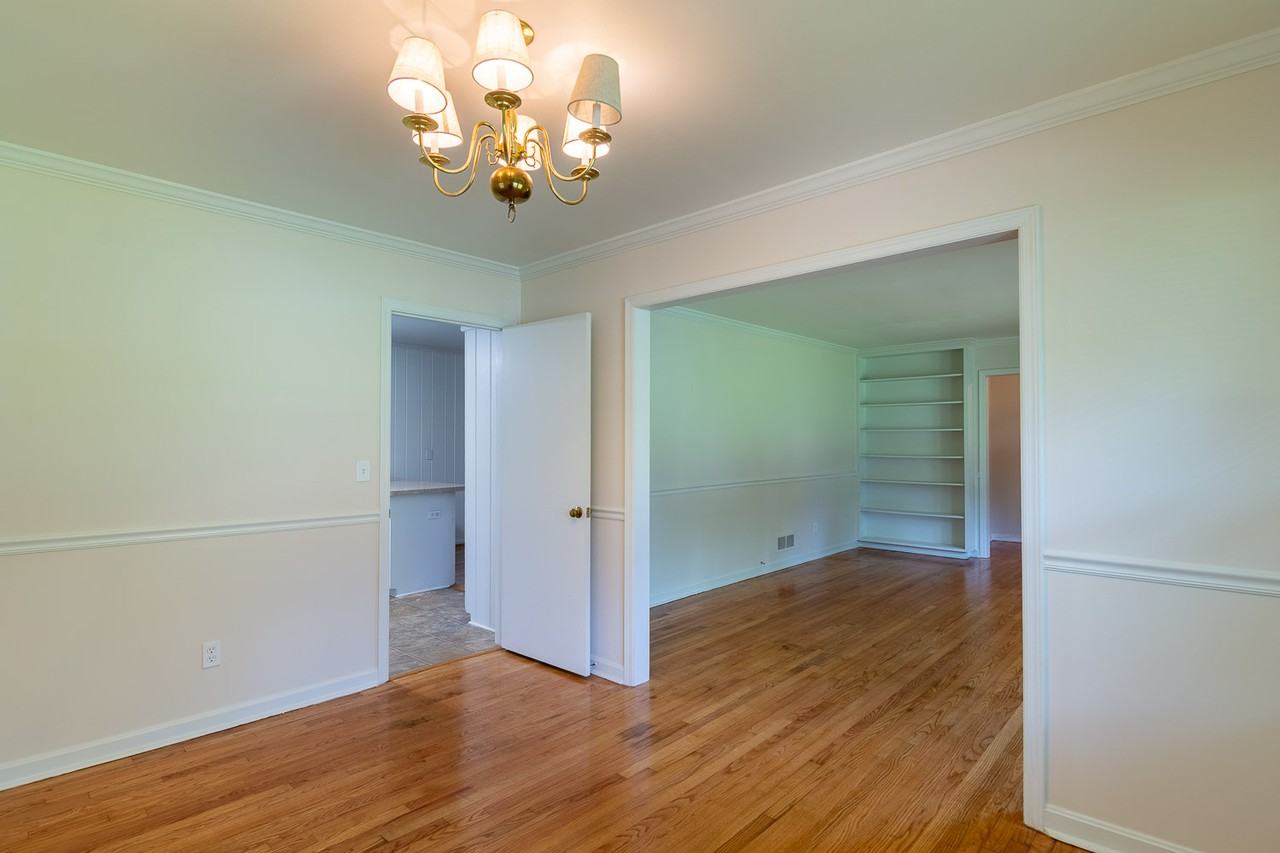 3003 Stratford Dr #1 - Photo 3 of 11