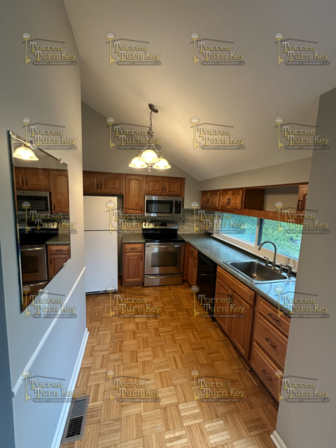 131 Wintergreen Way #1 - Photo 6 of 11