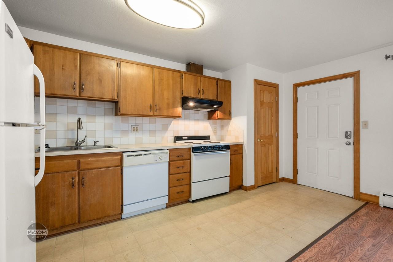 2326 2326 Cordova Street - 1 - 14 #14 - Photo 3 of 10