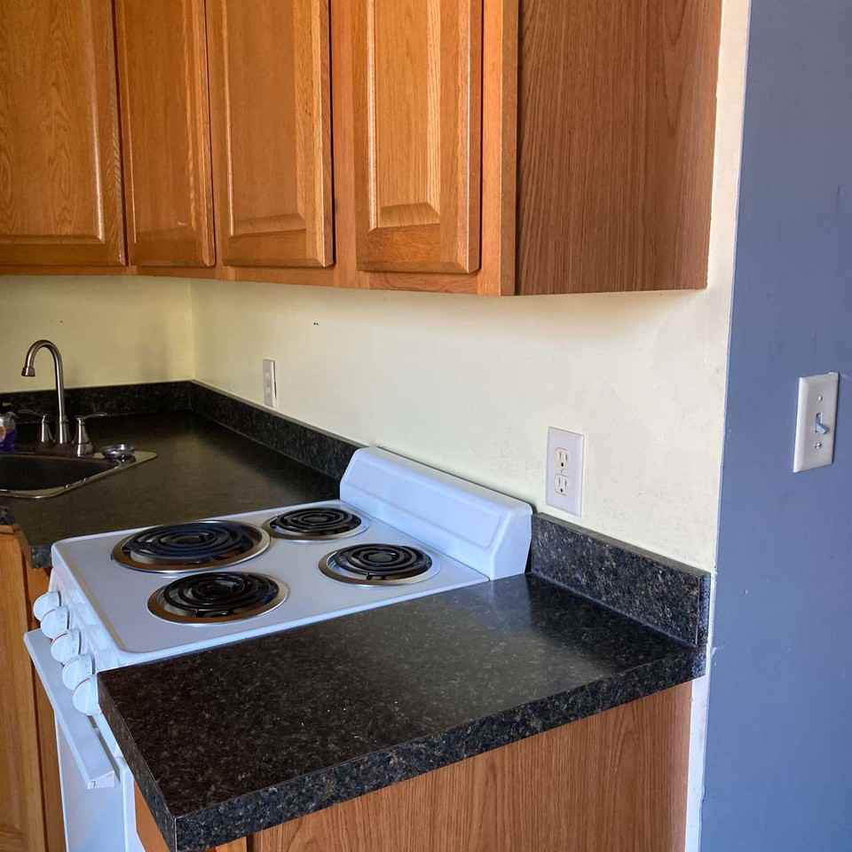 217 W Washington St #A - Photo 2 of 6