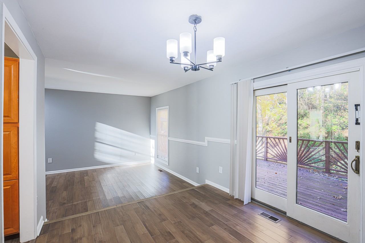 733 Farnham Place #SFH - Photo 2 of 15