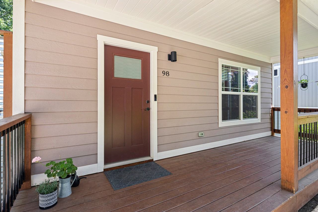 98 Stewart St #1 - Photo 4 of 49