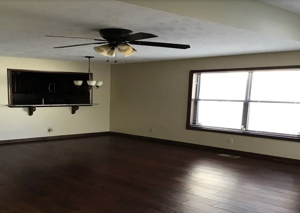 1336 N Forest Dr #1 - Photo 3 of 26