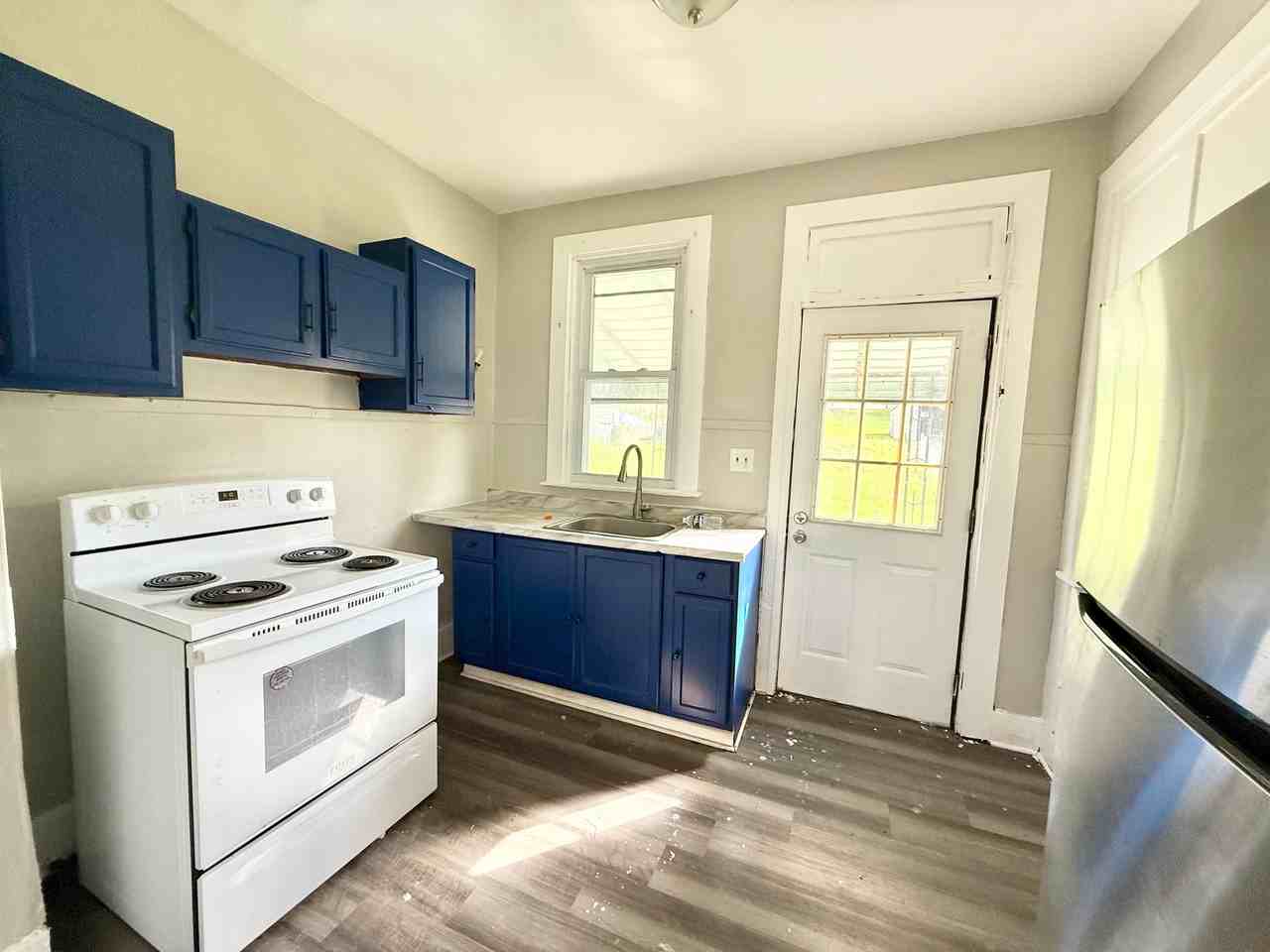 419 North 4th Street #1 - Photo 2 of 9