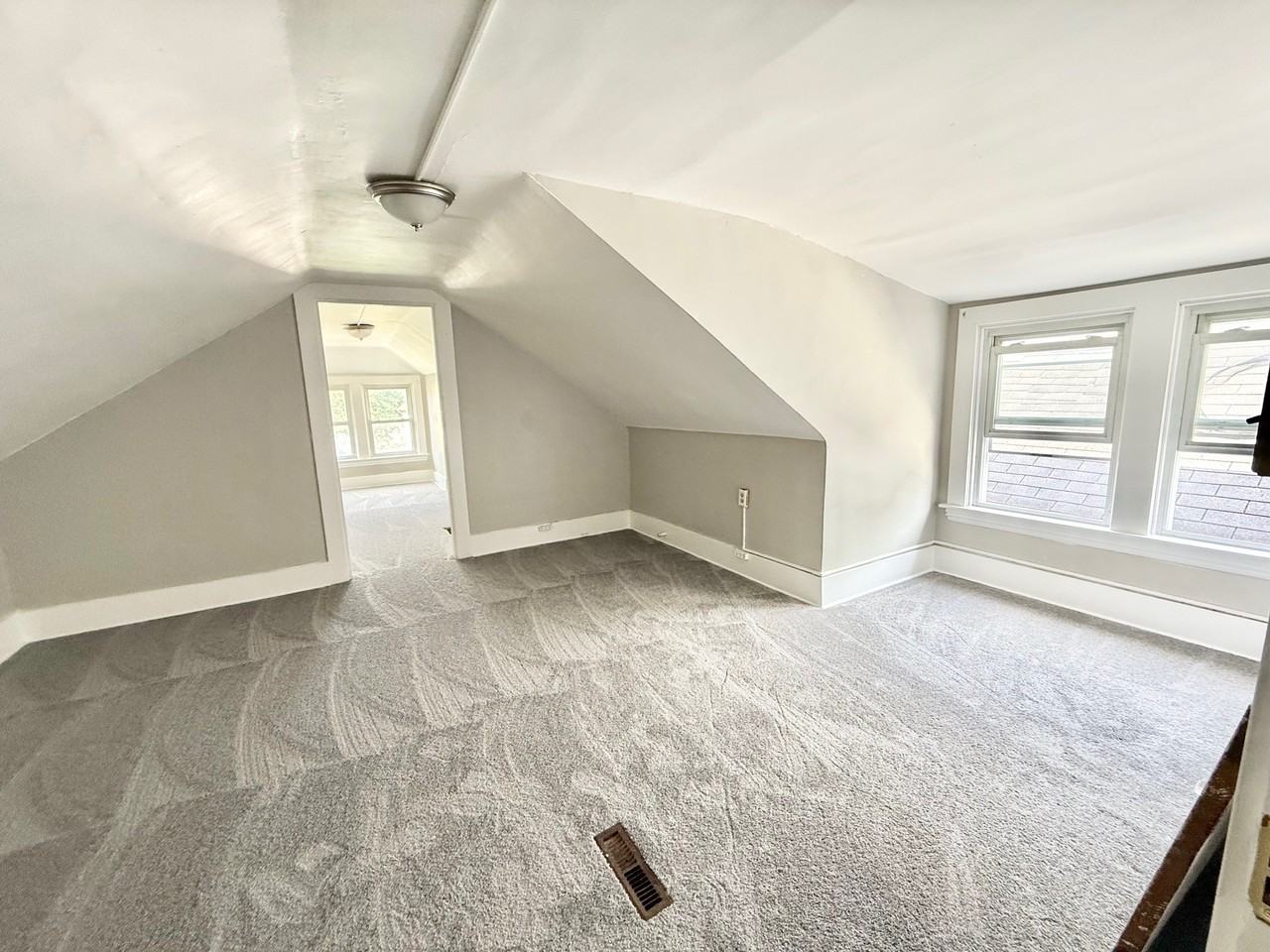 419 North 4th Street #1 - Photo 7 of 9