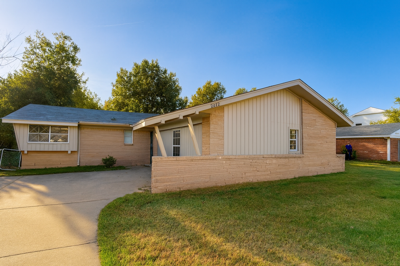 2512 Southwest 69th Street #1