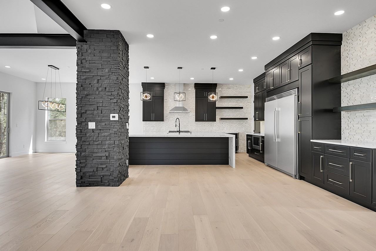 28229 Juniper Dr #1 - Photo 7 of 32