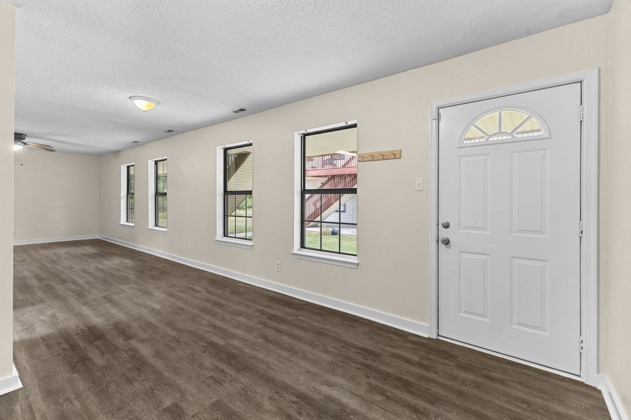 483 W Ocean View Ave #A