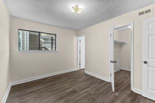 483 West Ocean View Avenue #B - Photo 1 of 1