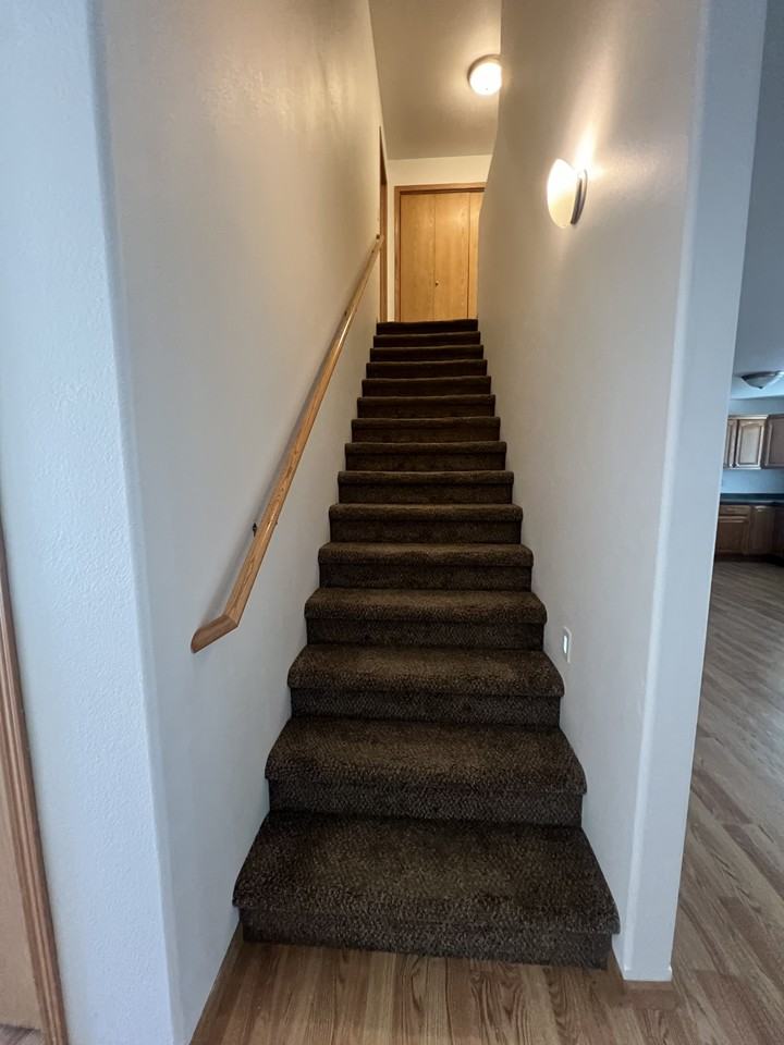 4272 51 Street South #1 - Photo 3 of 18