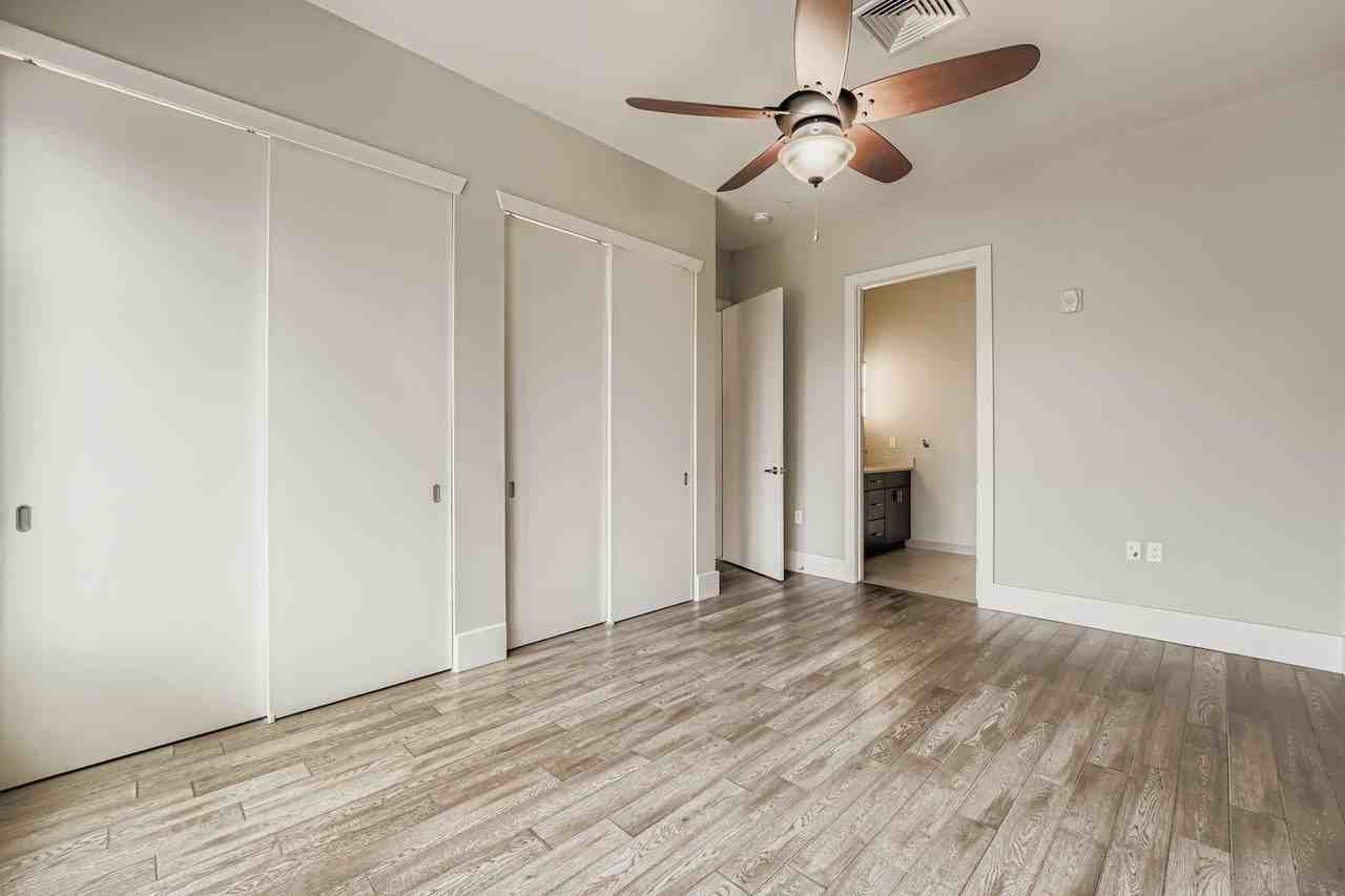 701 12th St - Photo 6 of 16