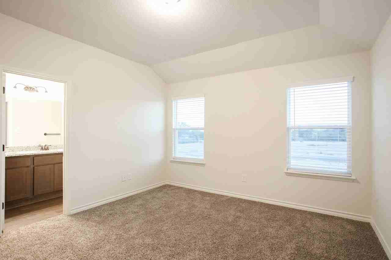 13838 Enzo Gate #102 - Photo 5 of 15