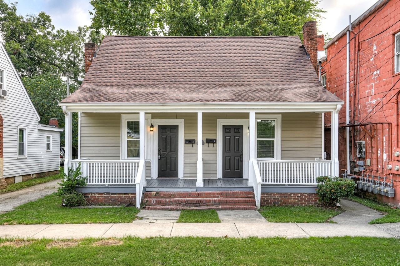 262 Walker St #B - Photo 2 of 20