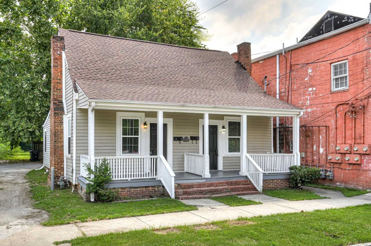 262 Walker St #B - Photo 3 of 20