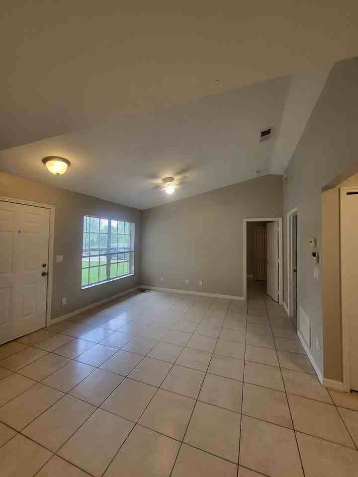 4612 Douglas Lane #4612 - Photo 5 of 18