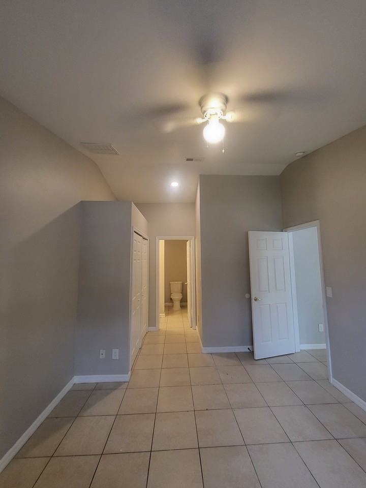 4612 Douglas Lane #4612 - Photo 7 of 18