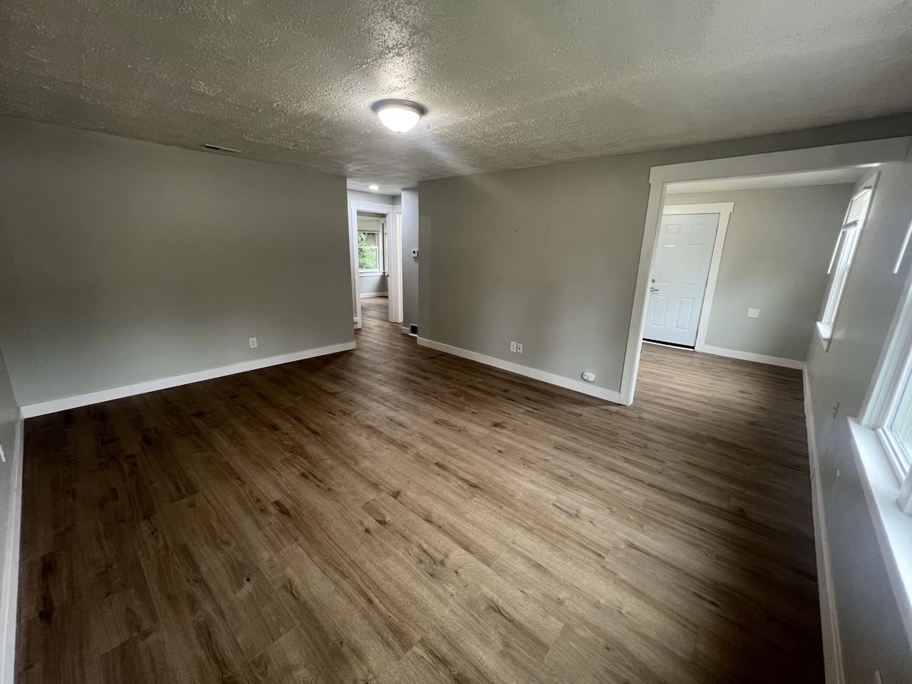 5943 Raytown Rd #F - Photo 2 of 6