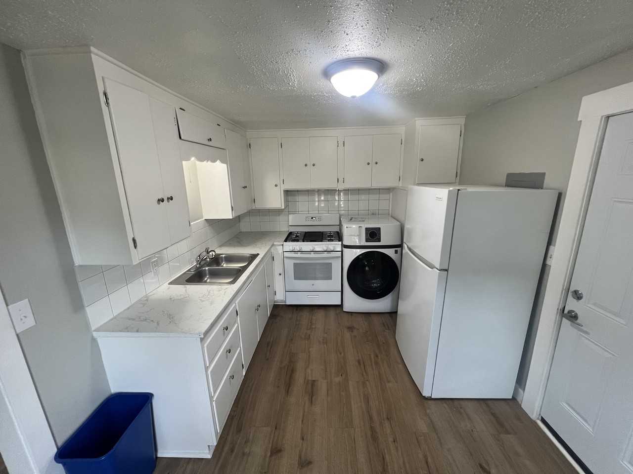 5943 Raytown Rd #F - Photo 4 of 6