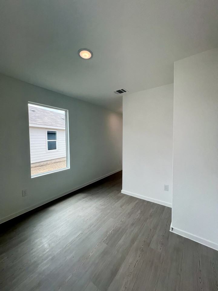 9178 Colonel Trl #1 - Photo 4 of 50