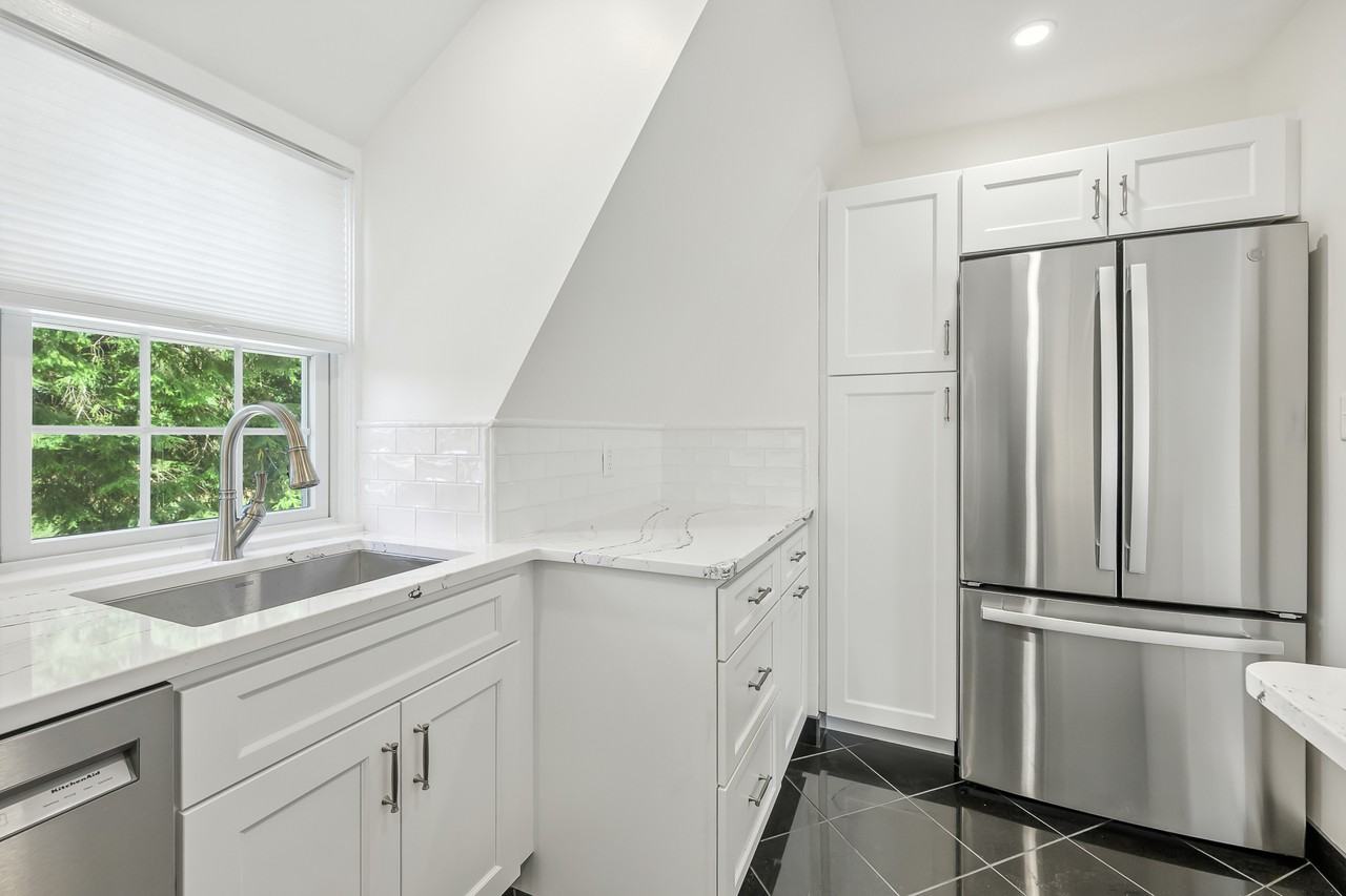 22 Center Meeting Road #1 - Photo 6 of 20