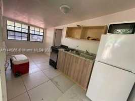 featured image of 633 Northwest 15th Avenue #2